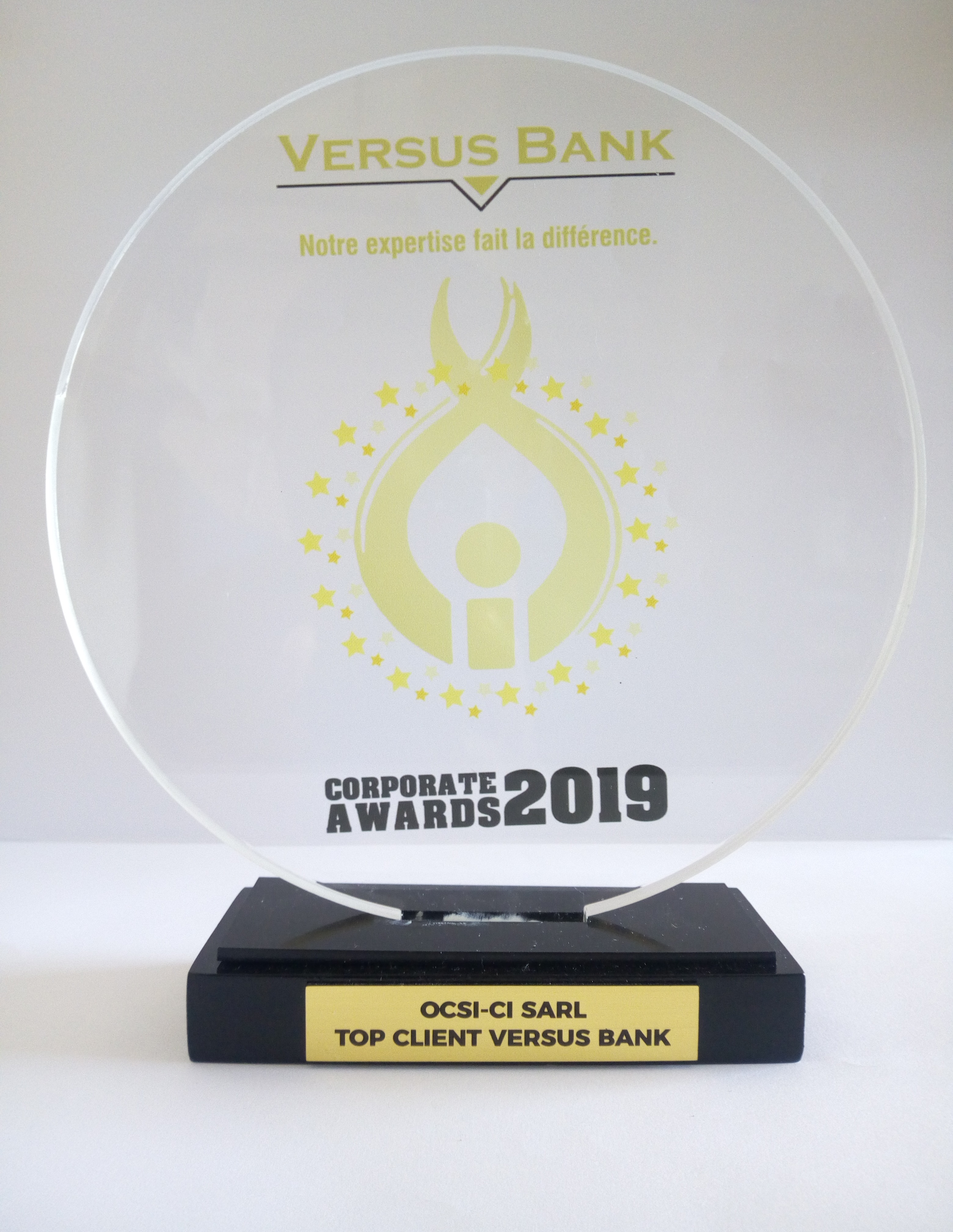 CORPORATE AWARDS 2019 de VERSUS BANK